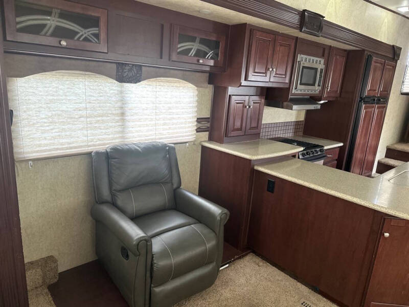 2013 Heartland Elkridge 34TSRE