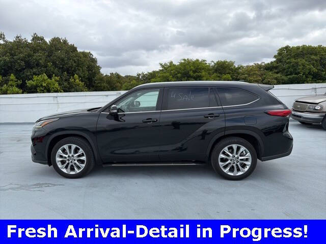 2023 Toyota Highlander Limited