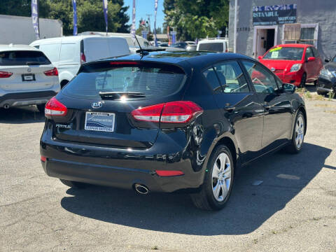 2016 Kia Forte5 LX