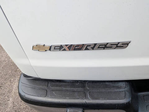2024 Chevrolet Express 2500