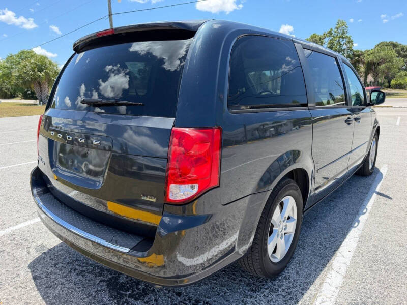 2014 Dodge Grand Caravan SE