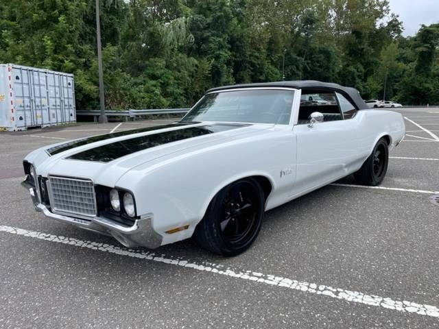 1972 cutlass supreme convertible hotsell for sale