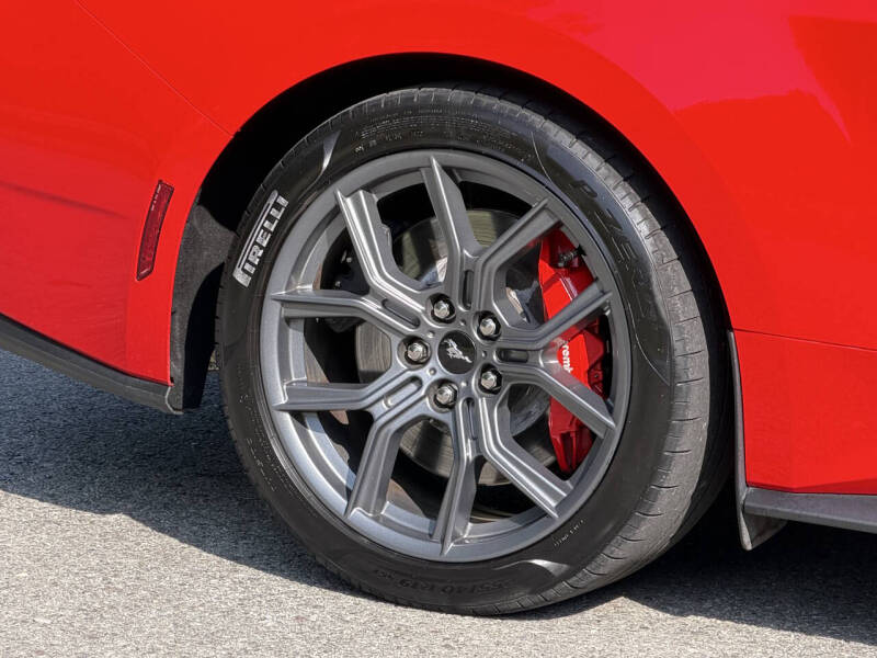 2024 Ford Mustang EcoBoost Premium