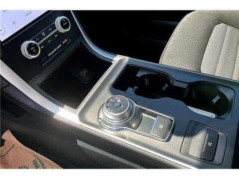 2024 Ford Edge SE
