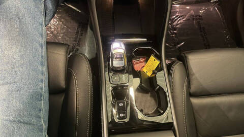 2024 Volvo XC40 B5 Plus Bright Theme