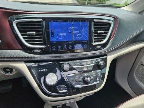 2017 Chrysler Pacifica Limited