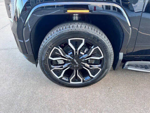 2025 GMC Sierra EV Denali