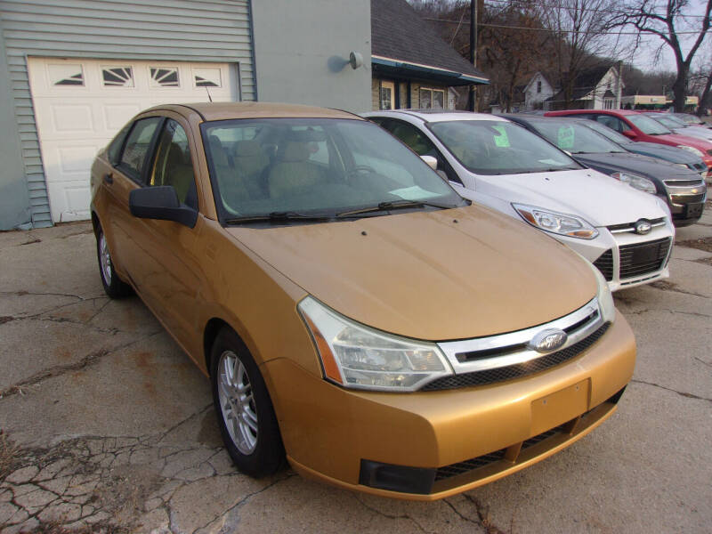 2009 Ford Focus for sale at Hassell Auto Center in Richland Center WI