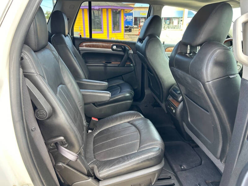 2011 Buick Enclave CXL-2