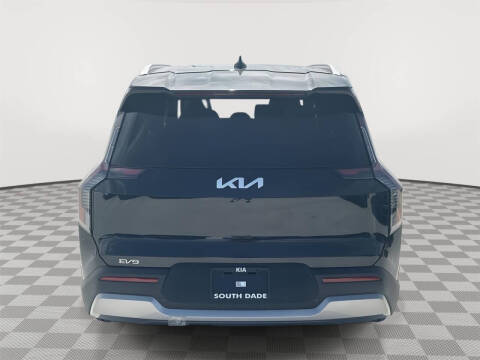 2026 Kia EV9 Wind
