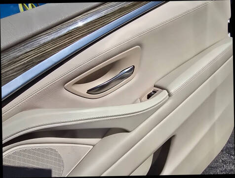 2014 BMW 5 Series 528i