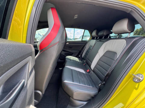 2022 Volkswagen Golf GTI Autobahn