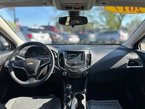 2017 Chevrolet Cruze LT Auto