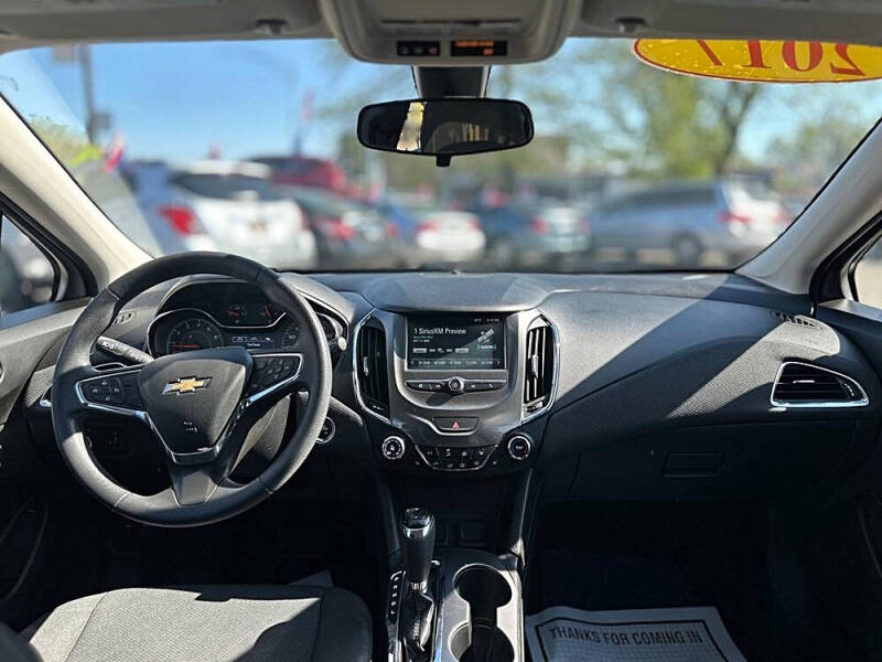 2017 Chevrolet Cruze LT Auto