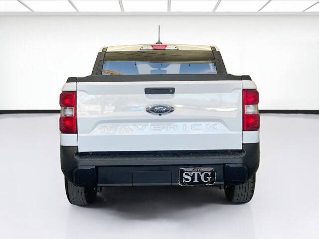 2022 Ford Maverick XL