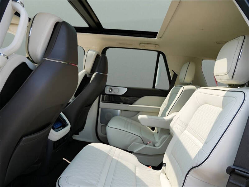 2024 Lincoln Navigator Black Label