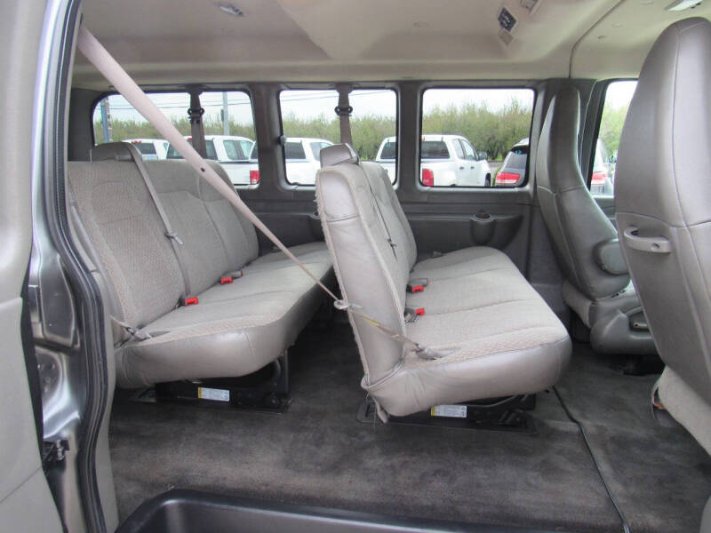 2016 Chevrolet Express LS 2500