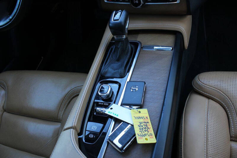 2016 Volvo XC90 T6 Inscription