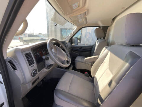 2016 Nissan NV