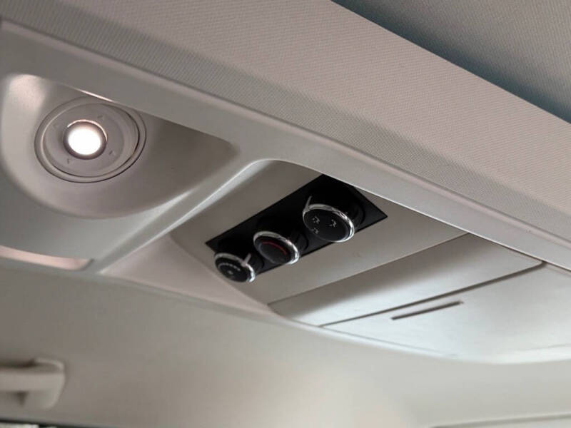 2010 Chrysler Town and Country Limited