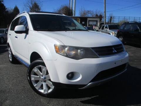 2008 Mitsubishi Outlander for sale at Unlimited Auto Sales Inc. in Mount Sinai NY