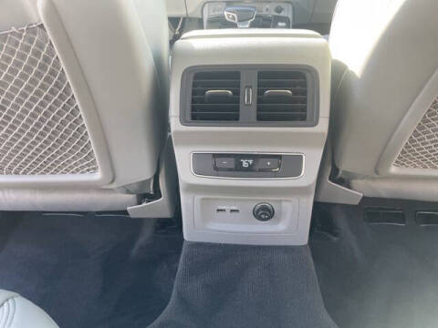 2022 Audi Q5 quattro S line Prem Plus 45 TFSI