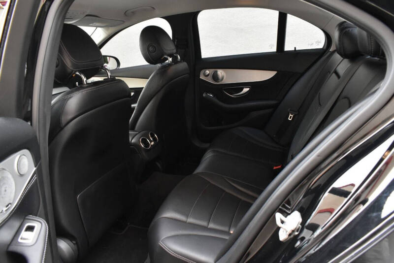 2016 Mercedes-Benz C-Class
