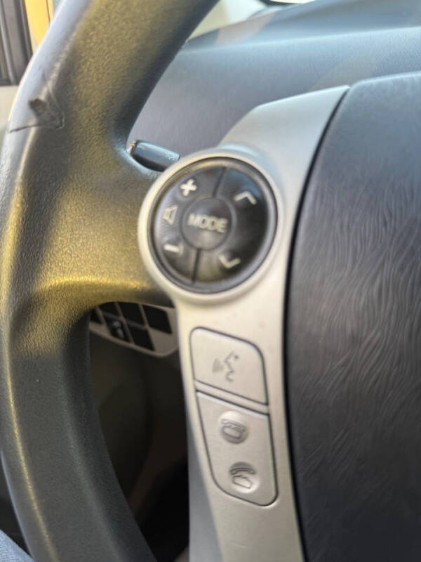 2013 Toyota Prius Three