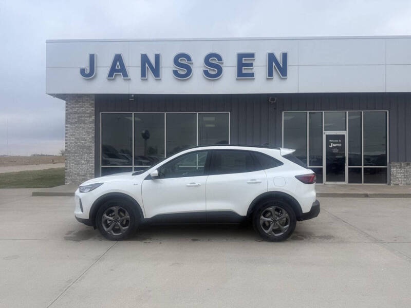 2026 Ford Escape ST-Line Select
