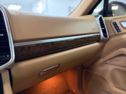 2012 Porsche Cayenne Tiptronic