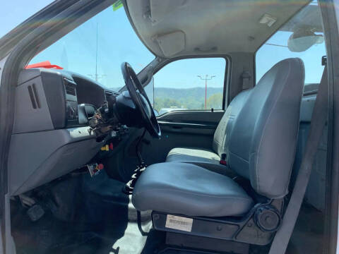 2004 Ford F-650 Super Duty