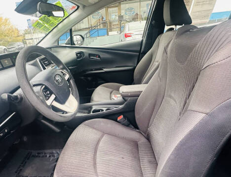 2018 Toyota Prius Two