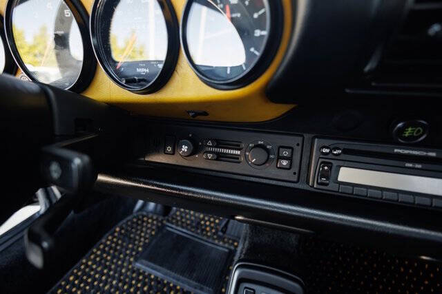 1994 Porsche 911 Carrera Speedster