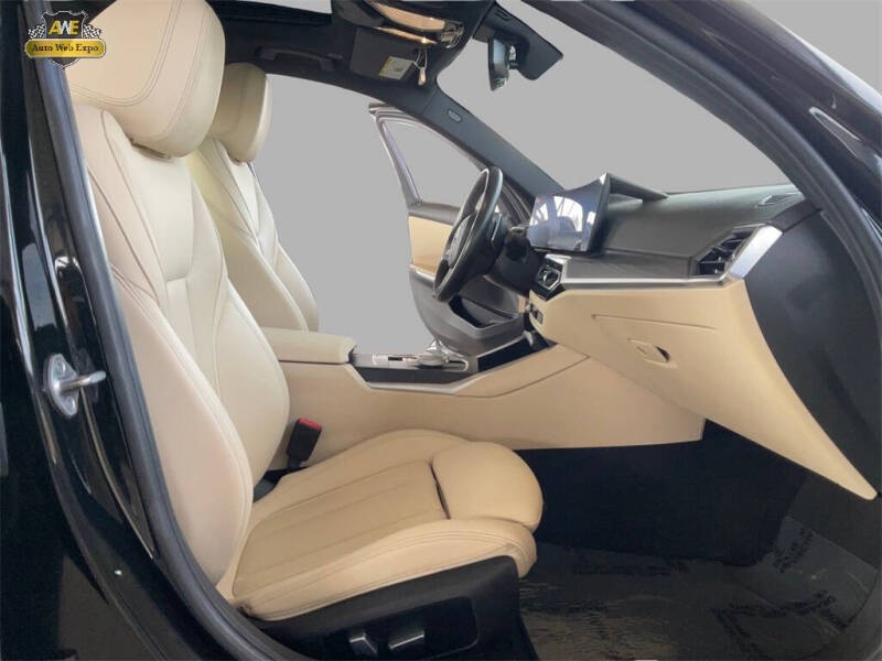 2023 BMW 3 Series 330e