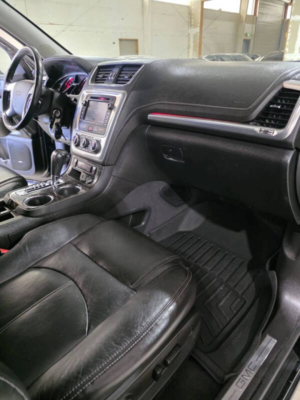 2017 GMC Acadia Limited