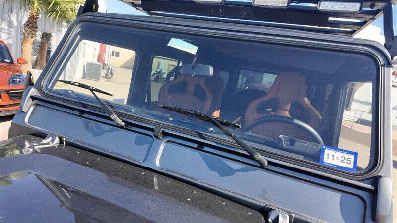 1983 Land Rover Defender