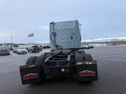 2019 International LT625