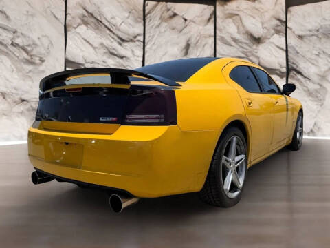 2007 Dodge Charger SRT-8