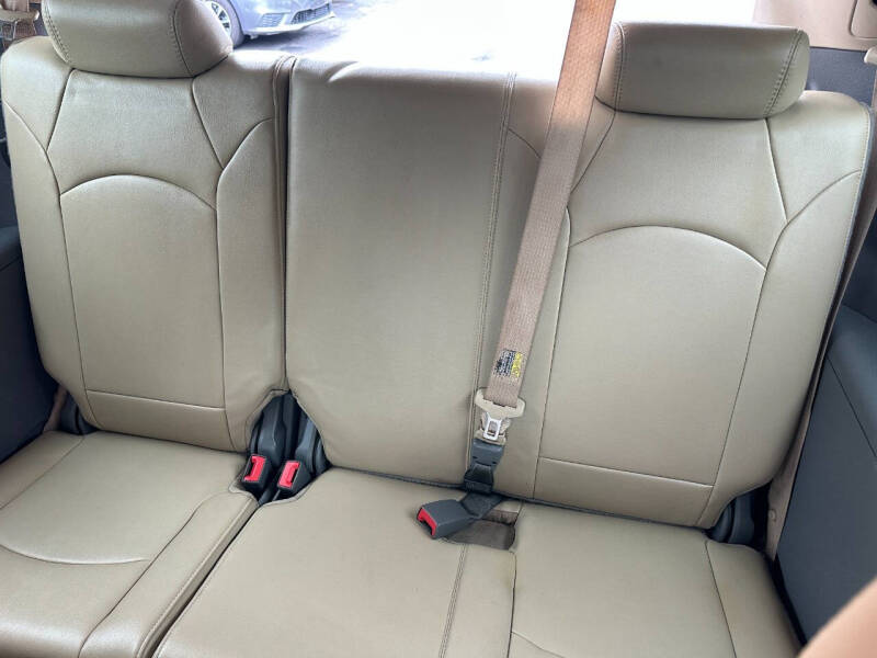 2012 Chevrolet Traverse LT