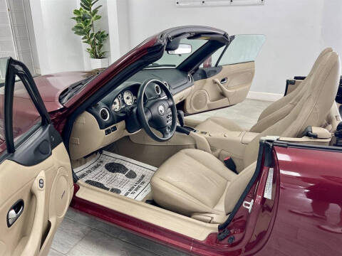 2003 Mazda MX-5 Miata