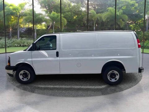 2023 GMC Savana 2500