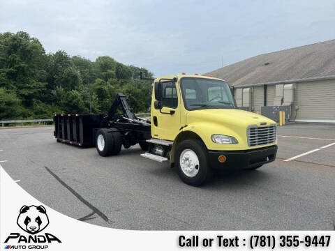 2012 Freightliner M2 106