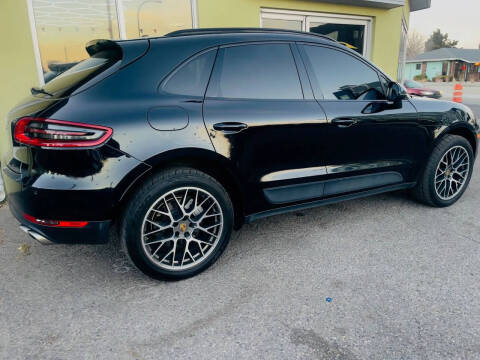 2017 Porsche Macan S