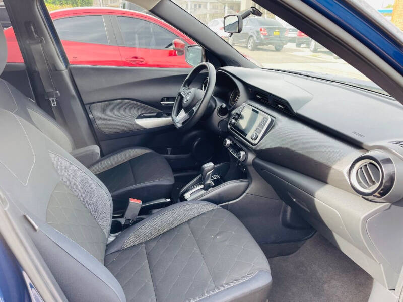 2018 Nissan Kicks SV