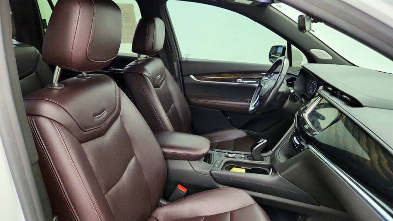 2021 Cadillac XT6 Premium Luxury