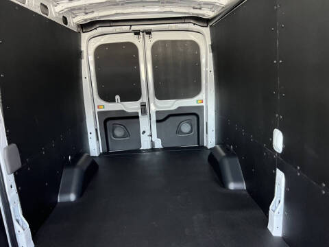 2026 Ford Transit 250