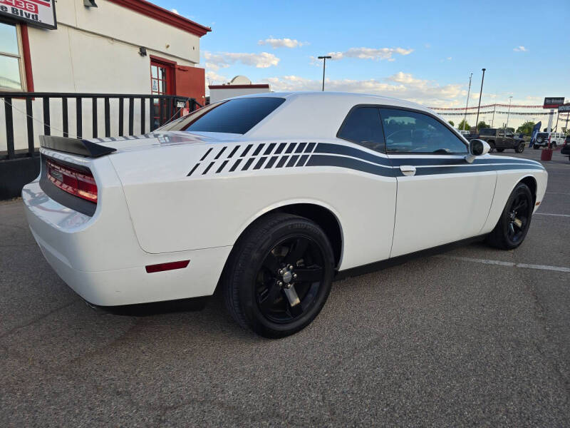 2014 Dodge Challenger SXT