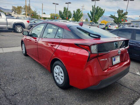2019 Toyota Prius LE