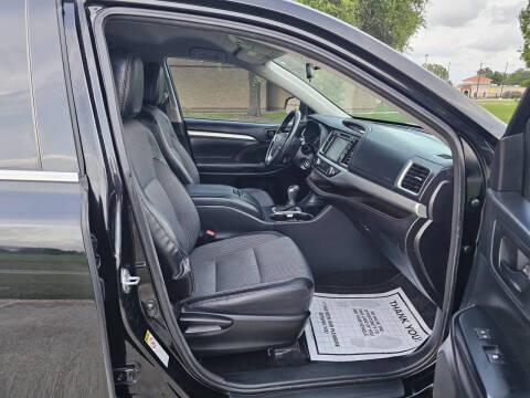 2016 Toyota Highlander