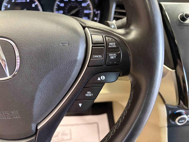 2017 Acura ILX w/Premium